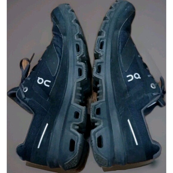 On Running Women’s Cloud Waterproof Sneakers Black Size 7.5 Athletic Shoes - Picture 7 of 15